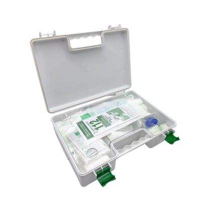 Apteczka K13.2 z wieszakiem ściennym DIN 13157 + aparat do sztucznego oddychania