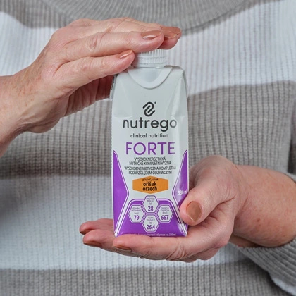 Nutrego FORTE 6 x 330 ml o smaku orzechów