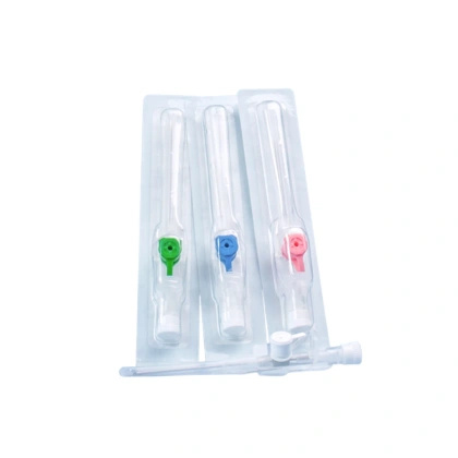 Kaniula dożylna 18G 1,3 x 45 mm zielona, z portem bocznym i liniami RTG - KD-FIX