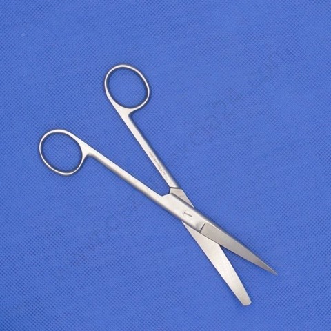 Nożyczki operacyjne 17,5 cm ostro-tępe - zagięte
