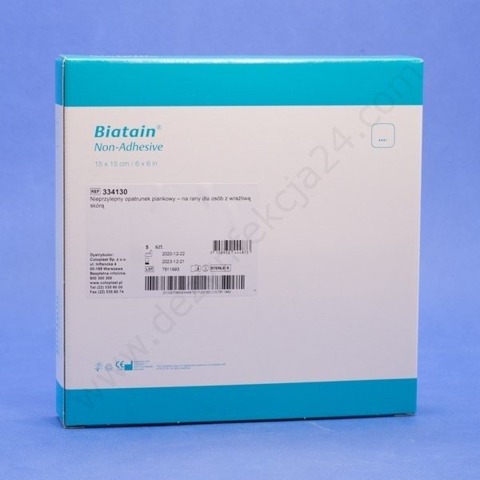 Opatrunek piankowy Biatain Non Adhesive, nieprzylepny 15 x 15 cm (1 szt.)